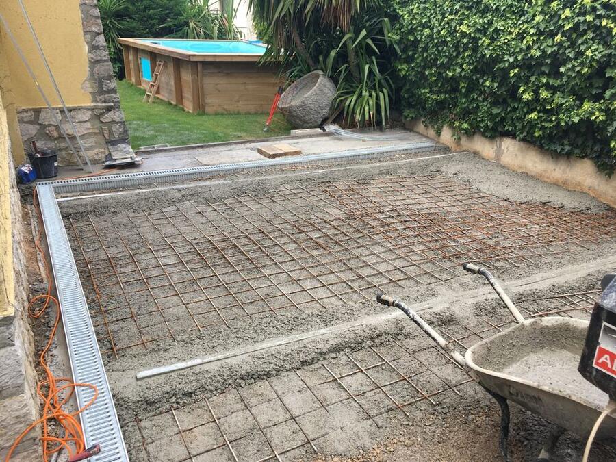 Slate Grey Cobblestone Driveway — Apex Azur project photograph 2